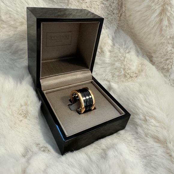 BVLGARI Jewelry - Bulgari B.zero1 Ring Black Ceramic 18k Rose Gold